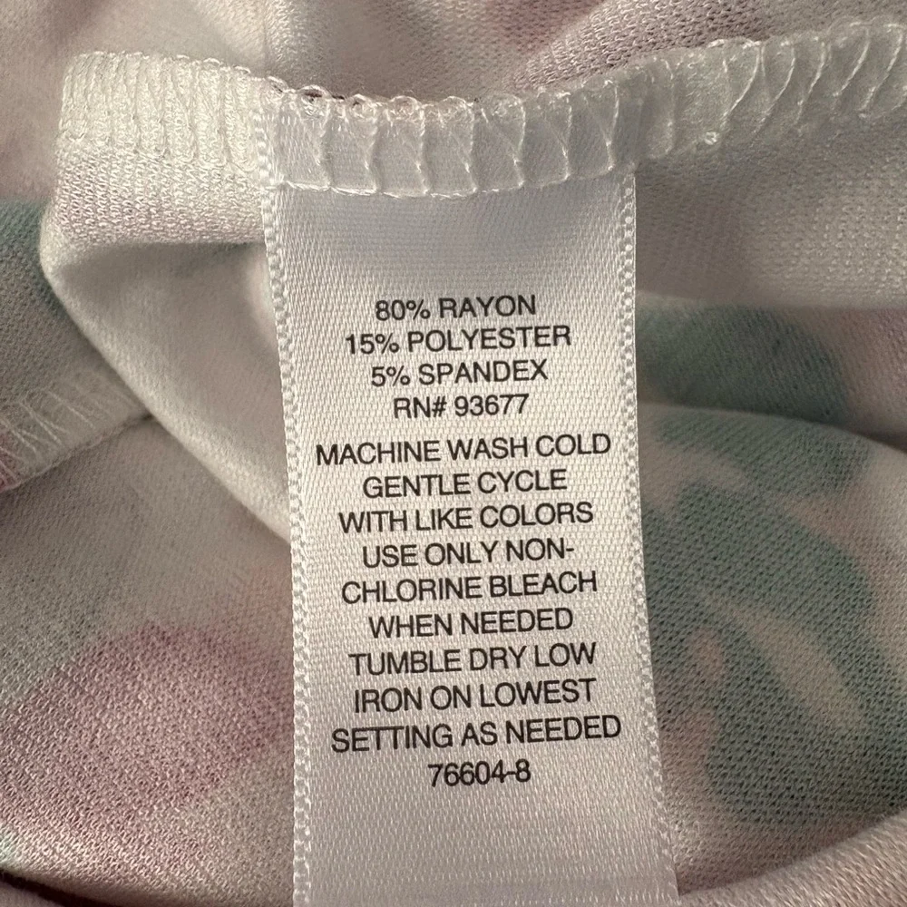Liz Claiborne White Floral Blouse - Picture 6 of 6
